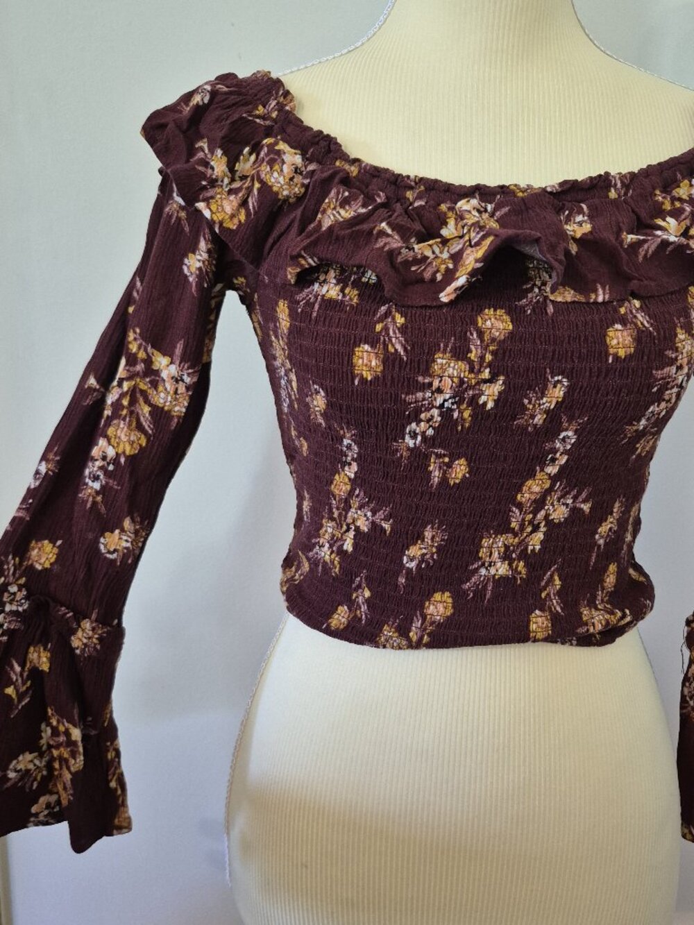 Altar'd State S Floral Smocked Crop Top Off Shoulder Ruched Ruffle Bell Sleeve